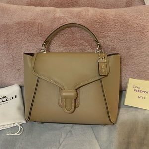 Coach Courier Carryall 23